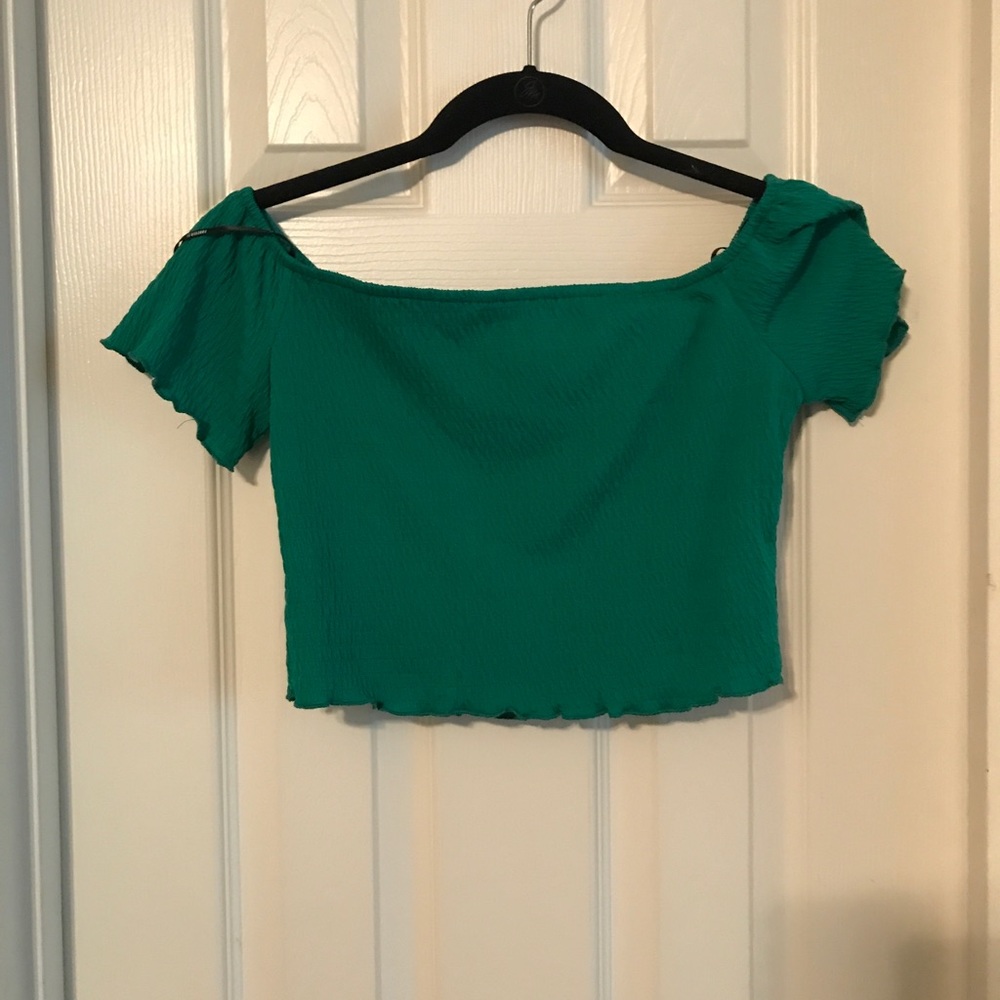 Green crop top